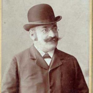 Szabolcsi Miksa újságíró, lapszerkesztő; élt: 1857-1915