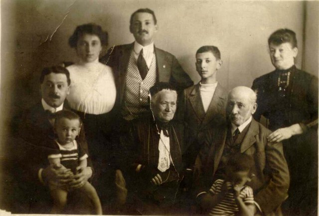 Gádor Géza családja, 1912