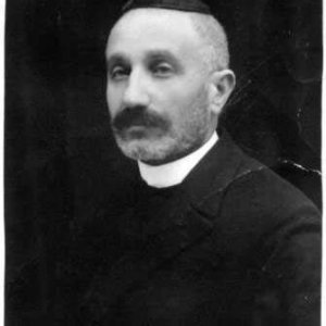 Goldberger Izidor; 1903- tól sátoraljaújhelyi, 1912-től tatai rabbi, élt: 1876-1944