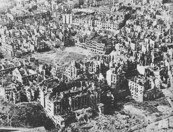 Ez maradt Varsóból az 1944-es felkelés után