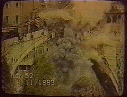 A mostari öreg híd felrobbantása