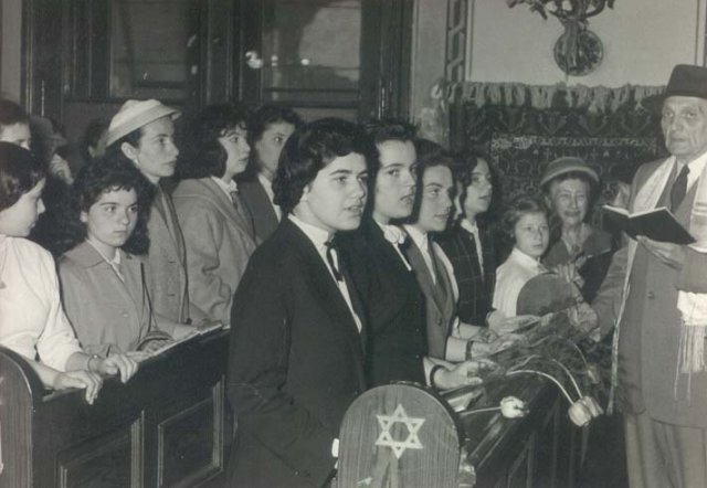 Zsidó Gimnázium ifjúsági istentisztelete, 1958