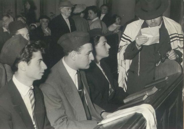 Zsidó Gimnázium ifjúsági istentisztelete, 1958