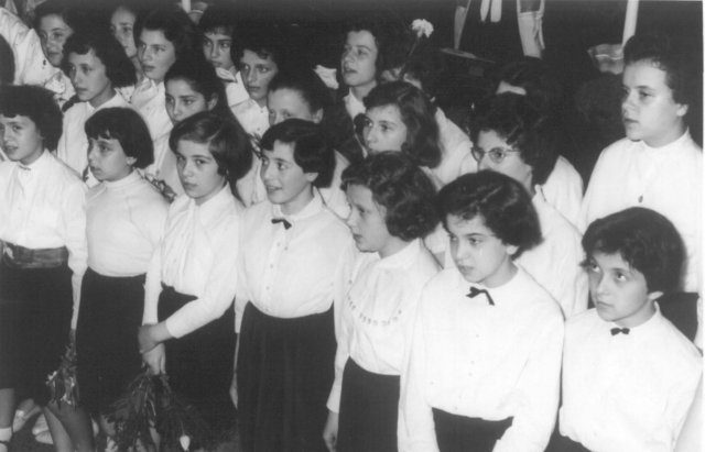 Lányavatás a Dohány utcai zsinagógában, 1960-as évek