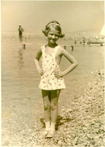 A strandon, 1937. július